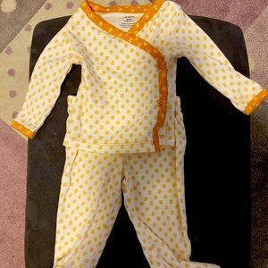 Carter’s Matching Set